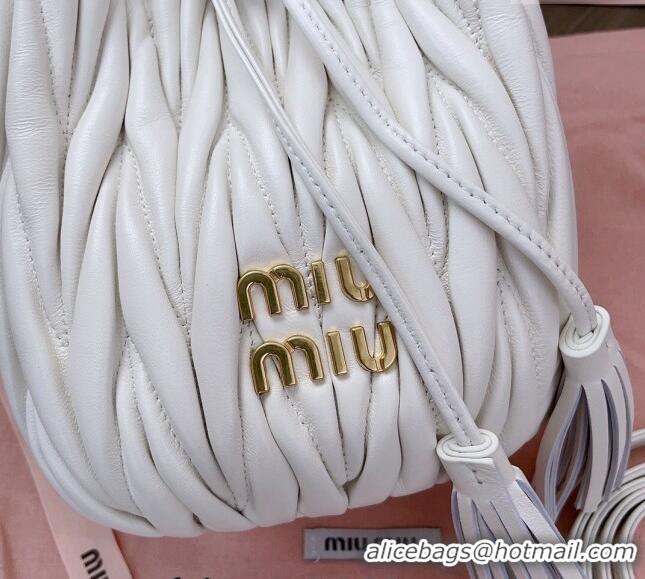 Top Grade Miu Miu Matelassé nappa leather bucket bag 5BE085 White 2024