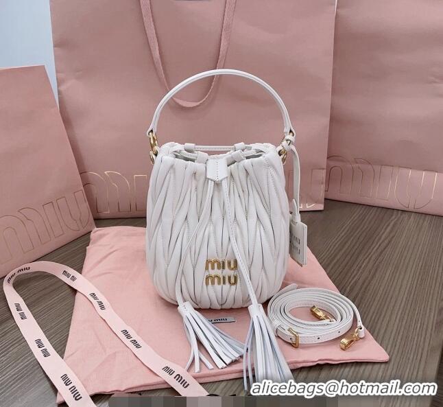 Top Grade Miu Miu Matelassé nappa leather bucket bag 5BE085 White 2024