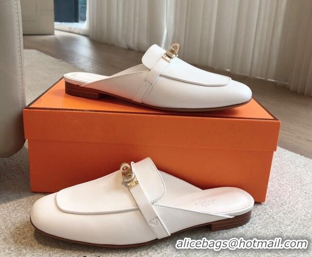 Luxurious Hermes Oz Flat Mules in Calfskin Leather White/Gold 815054