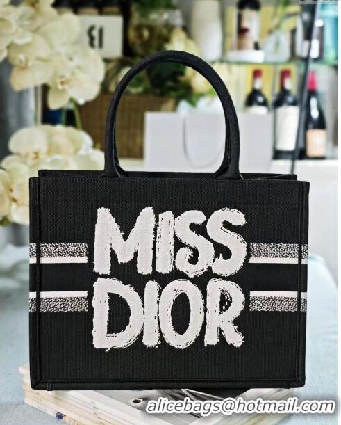 Best Price Dior Medium Book Tote bag in Black and White Miss Dior Graffiti Embroidery D1287 2024