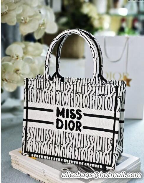 Spot Bulk Dior Small Book Tote bag in White and Black Miss Dior Allover Embroidery CD1286 2024