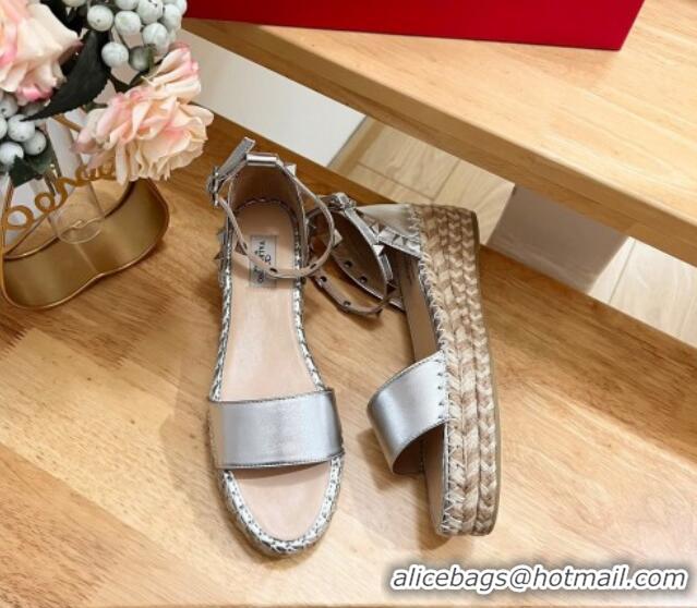 Good Quality Valentino Rockstud Espadrille Platform Sandals in Grained Calfskin Silver 612083