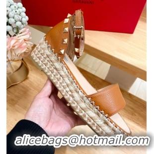 Best Grade Valentino Rockstud Espadrille Platform Sandals in Grained Calfskin Brown 612084