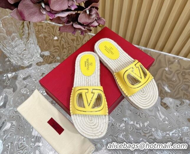 Pretty Style Valentino VLogo Cut-out Espadrille Flat Slides Sandal in Calfskin Yellow 612120