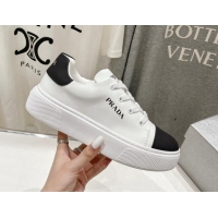 Sumptuous Prada leather sneakers with Logo Print White/Black 719145