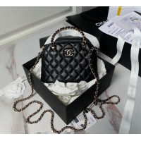 Good Taste Chanel Shiny Lambskin Clutch with Chain and Top Handle AP3354 Black 2024