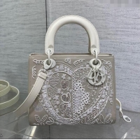 Grade Quality Dior Calfskin Lady Dior Medium Bag with Bead Embroidery D8134 White/Grey 2024