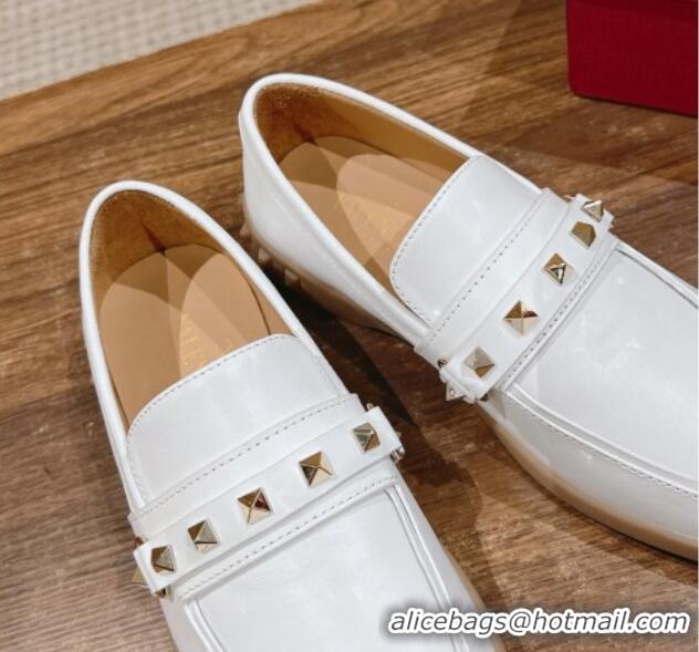 Good Product Valentino Leisure Flows Rockstud Loafers in Leather White 812138