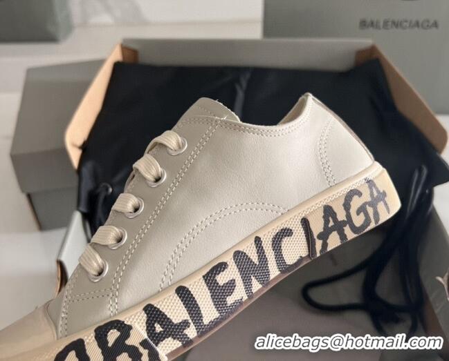 Top Design Balenciaga Paris Grey Calfskin Low-Top Sneakers with Graffiti 531138