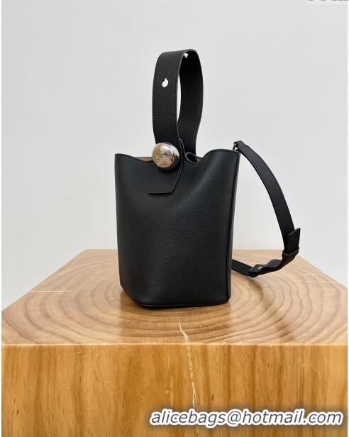 Well Crafted Loewe Mini Pebble Bucket bag in Soft Grained Calfskin 9047 Black 2024