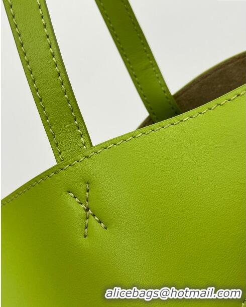 Top Quality Loewe Medium Puzzle Fold Tote in Shiny Calfskin 9029 Meadow Green 2024