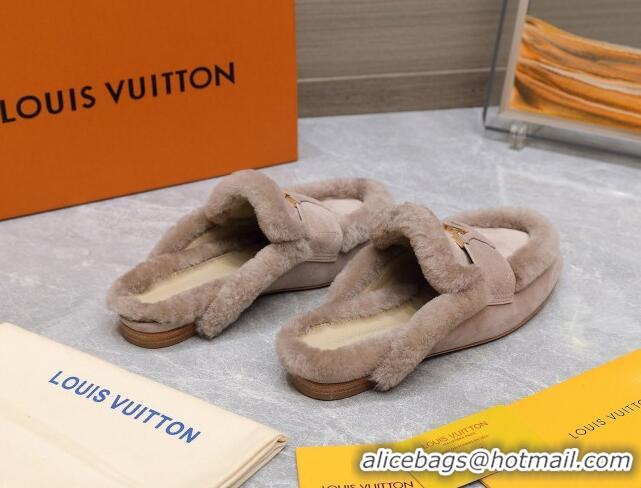 Sophisticated Louis Vuitton LV Capri Open Back Loafers/Flat Mules in Suede and Wool Nude 905092