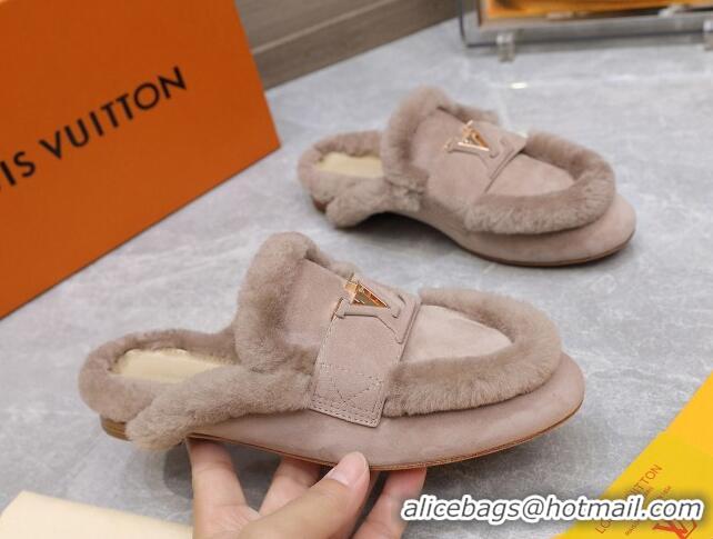 Sophisticated Louis Vuitton LV Capri Open Back Loafers/Flat Mules in Suede and Wool Nude 905092