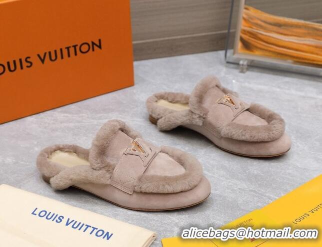 Sophisticated Louis Vuitton LV Capri Open Back Loafers/Flat Mules in Suede and Wool Nude 905092