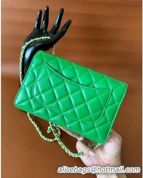 Market Sells Chanel Lambskin Classic Wallet on Chain WOC CH9092 Green 2024