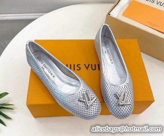 Best Grade Louis Vuitton Shake Flat Ballerinas Flat in Perforated Leather Silver 090510