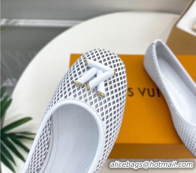 Good Looking Louis Vuitton Shake Flat Ballerinas Flat in Perforated Leather White 905105