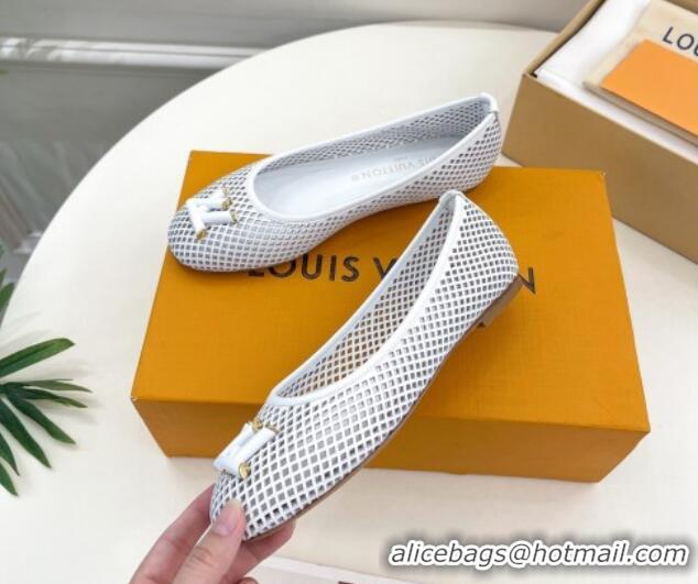 Good Looking Louis Vuitton Shake Flat Ballerinas Flat in Perforated Leather White 905105