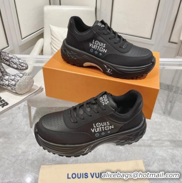 Pretty Style Louis Vuitton Men's Signature Grained Leather Sneakers Black 905113