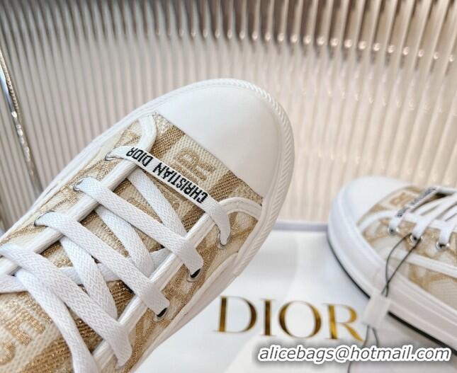 Pretty Style Dior Walk'n'Dior Platform Sneakers 4.5cm in White Cotton Embroidered with Macrocannage Motif in Gold-Tone M