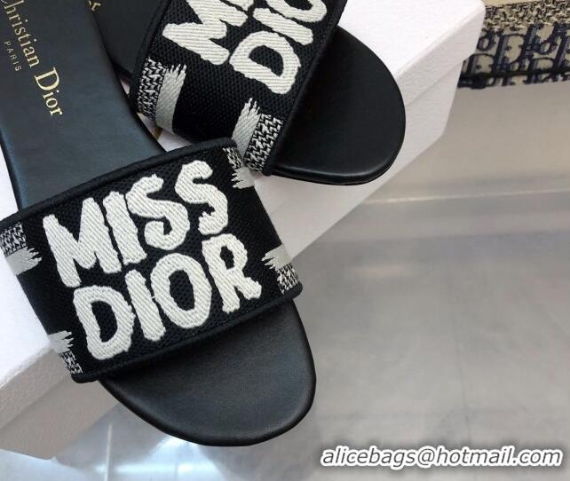 Pretty Style Dior Dway Flat Slides Sandal in Embroidered Cotton and Miss Dior Motif Black 814019