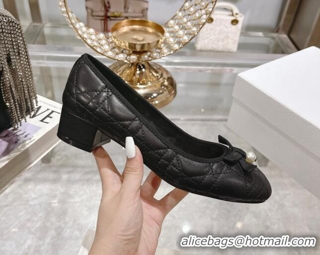 Luxurious Dior Ballet Pumps 5cm in Quilted Cannage Calfskin with Pearl Bow Black 814047