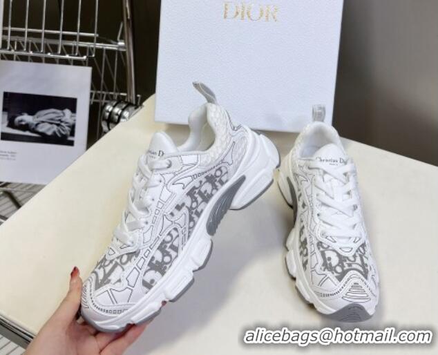 Pretty Style Dior Vibe Sneakers in Mesh Printed with Oblique Motif and Leather-Effect Panels White/Grey 905051