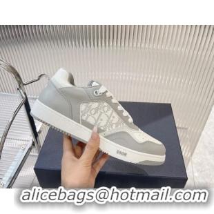 Luxurious Dior B27 Low-Top Sneakers in Smooth Calfskin and Oblique Galaxy Leather Light Grey 905060