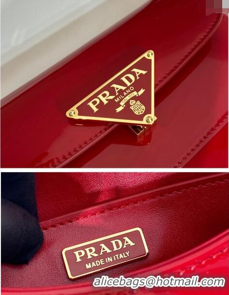 Famous Brand Prada Patent Leather shoulder bag 1BD345 Red 2024