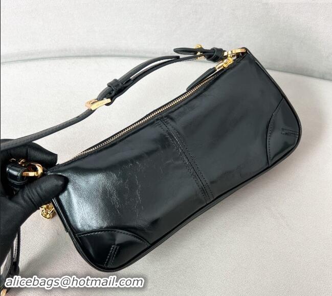 Most Popular Prada Re-Edition 2002 medium leather shoulder bag 1BC221 Black 2024