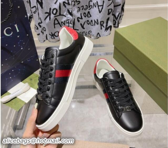 Stylish Gucci Ace Sneakers with Web in Calf Leather Black 814109