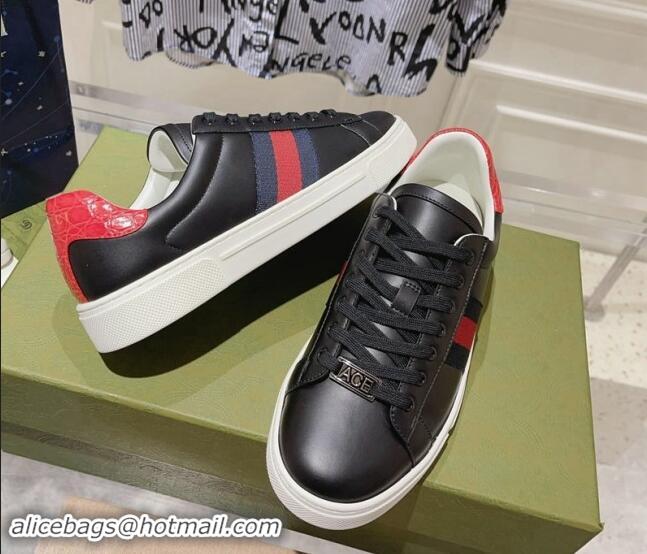 Stylish Gucci Ace Sneakers with Web in Calf Leather Black 814109