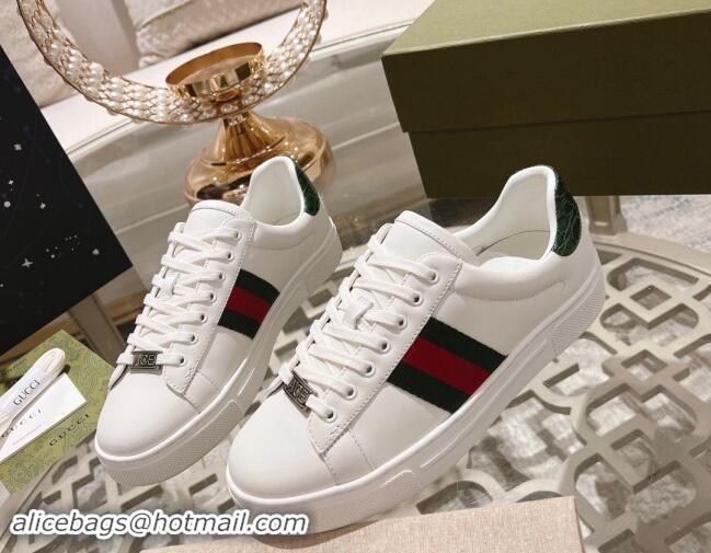 Sumptuous Gucci Ace Sneakers with Web in Calf Leather White 814115