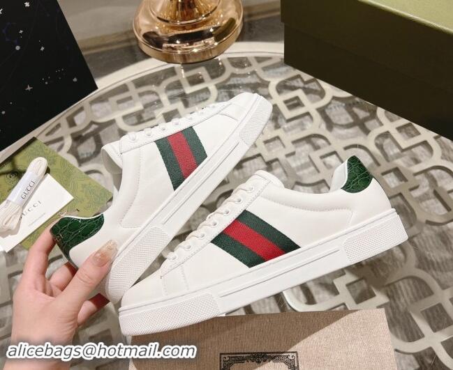 Sumptuous Gucci Ace Sneakers with Web in Calf Leather White 814115