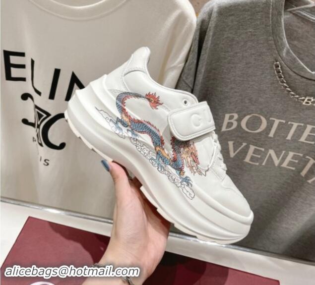 Stylish Gucci Wave Wedge Sneakers 6.3cm in White Leather with Chinese Dragon Print 906005