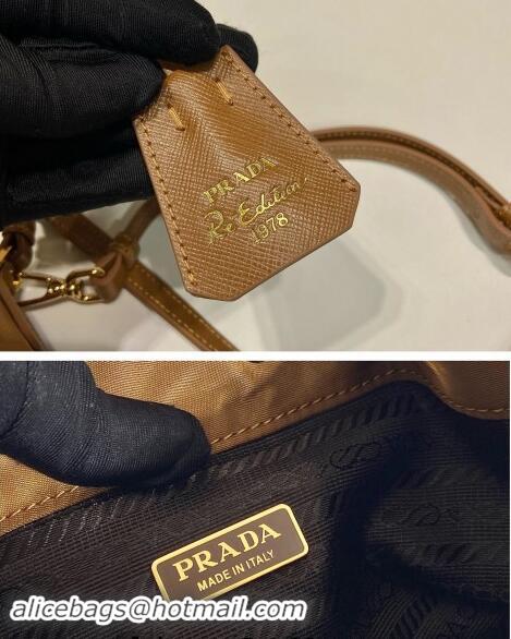 Trendy Design Prada Re-Edition 1978 Re-Nylon Bucket mini-bag 1BE067 Brown 2024