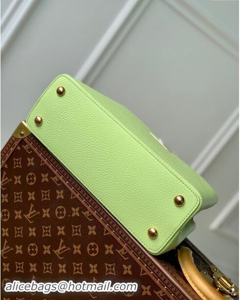 Best Grade Louis Vuitton Capucines MM Bag in Taurillon Leather M21689 Green 2024