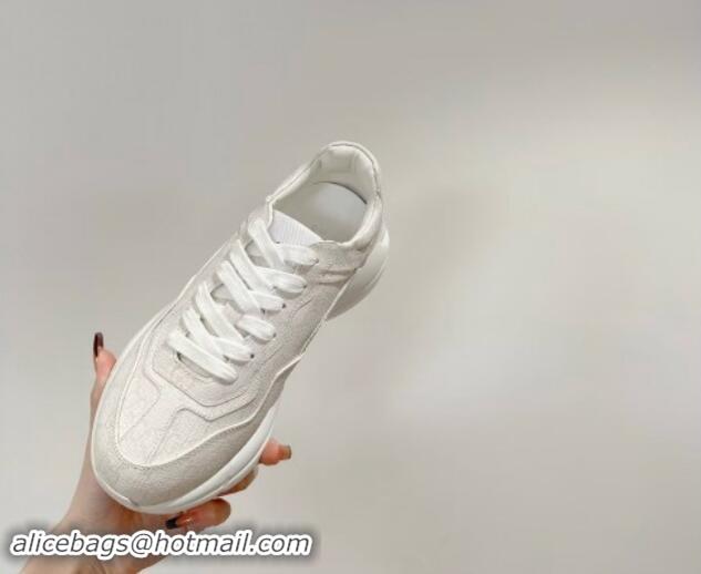 Luxury Gucci Rhyton Sneakers in GG Supreme Canvas White 906123