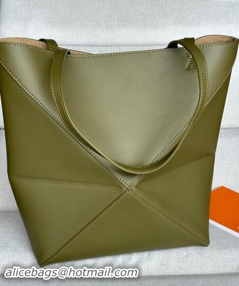 Top Grade Loewe Medium Puzzle Fold Tote Bag in shiny calfskin L0059 Olive Green (With Charm) 2024