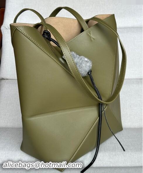 Top Grade Loewe Medium Puzzle Fold Tote Bag in shiny calfskin L0059 Olive Green (With Charm) 2024