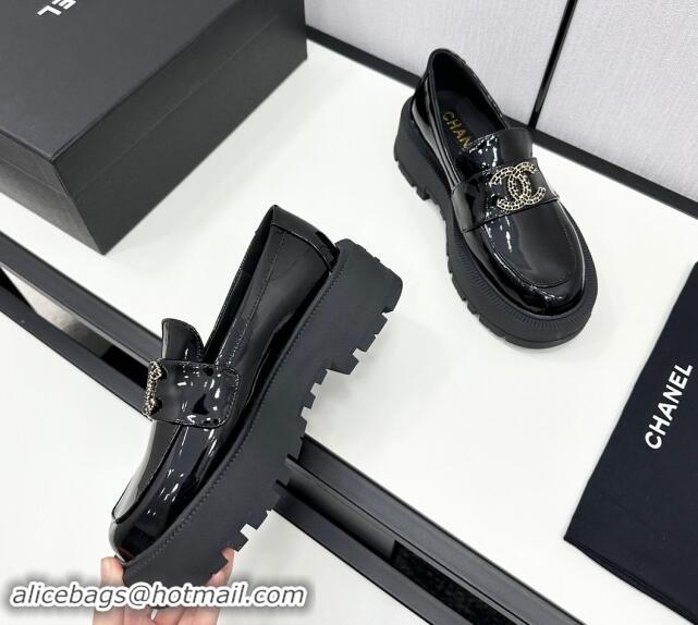 Stylish Chanel Patent Calfskin Loafers CH82901 Black 082901