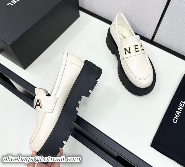 Best Price Chanel Calfskin Loafers CH82905 White 082905