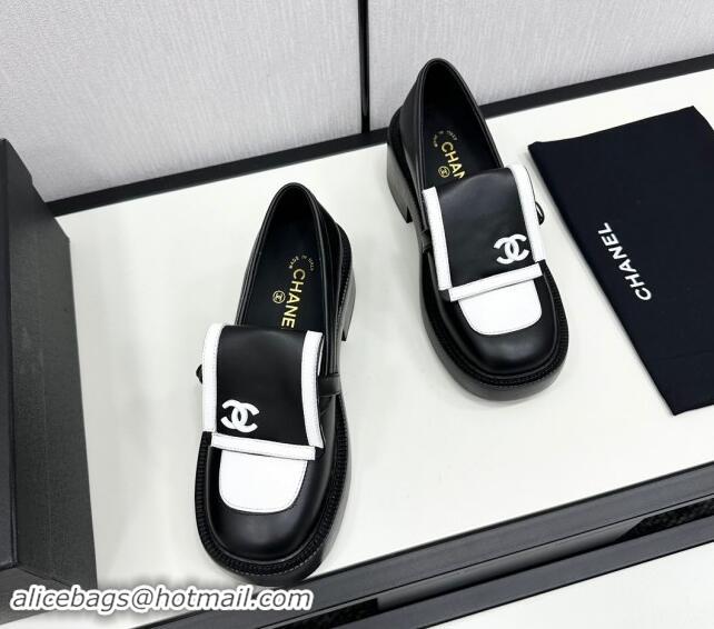 Unique Discount Chanel Calfskin Loafers CH82907 White/Black 082907