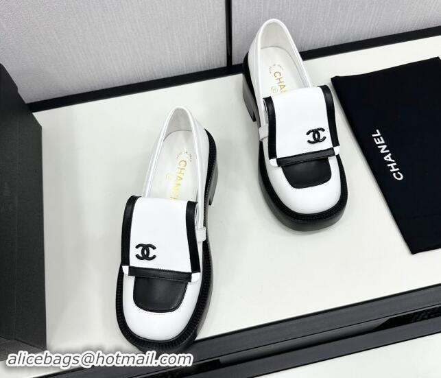 Good Product Chanel Calfskin Loafers CH82909 Black/White 082909