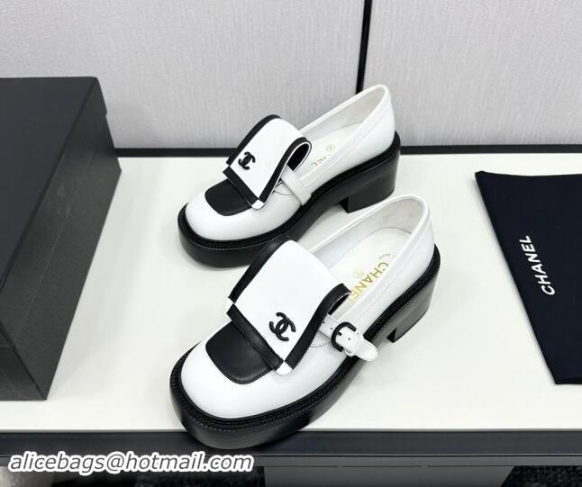 Good Product Chanel Calfskin Loafers CH82909 Black/White 082909