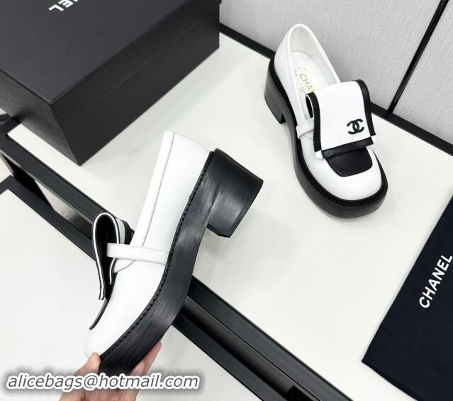 Good Product Chanel Calfskin Loafers CH82909 Black/White 082909