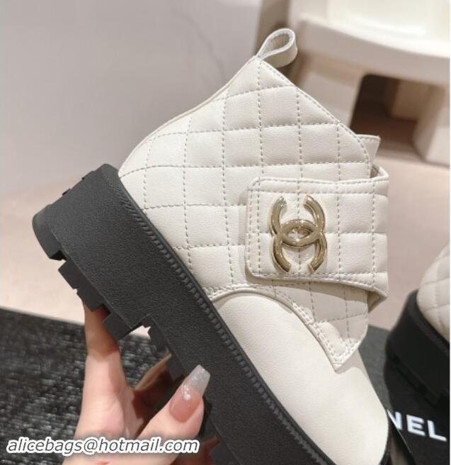 Best Product Chanel Quilted Calfskin & Patent Lace-up Platform Ankle Boots White 909042