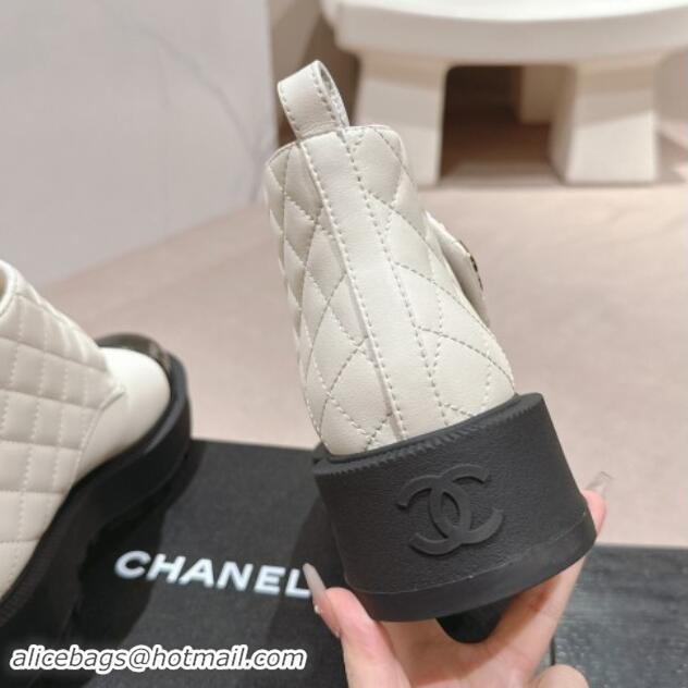 Best Product Chanel Quilted Calfskin & Patent Lace-up Platform Ankle Boots White 909042