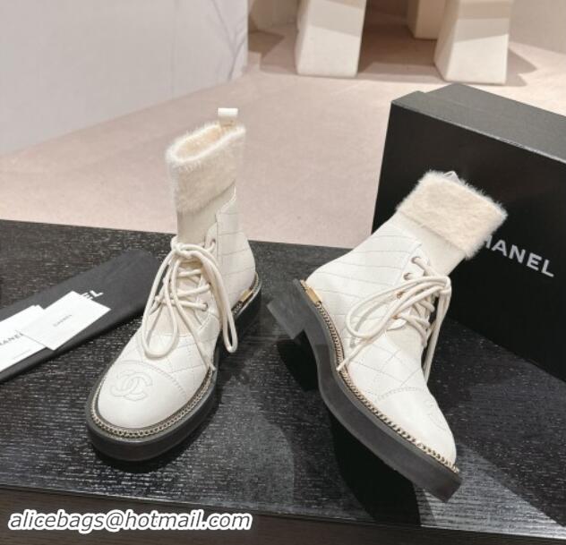 Luxurious Chanel Quilted Calfskin & Knit Lace-up Ankle Boots with Logo Stud White Upper 909052