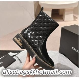 Shop Duplicate Chanel Patent Quilted Calfskin Ankle Boots with Logo Stud and Chain Black 909057